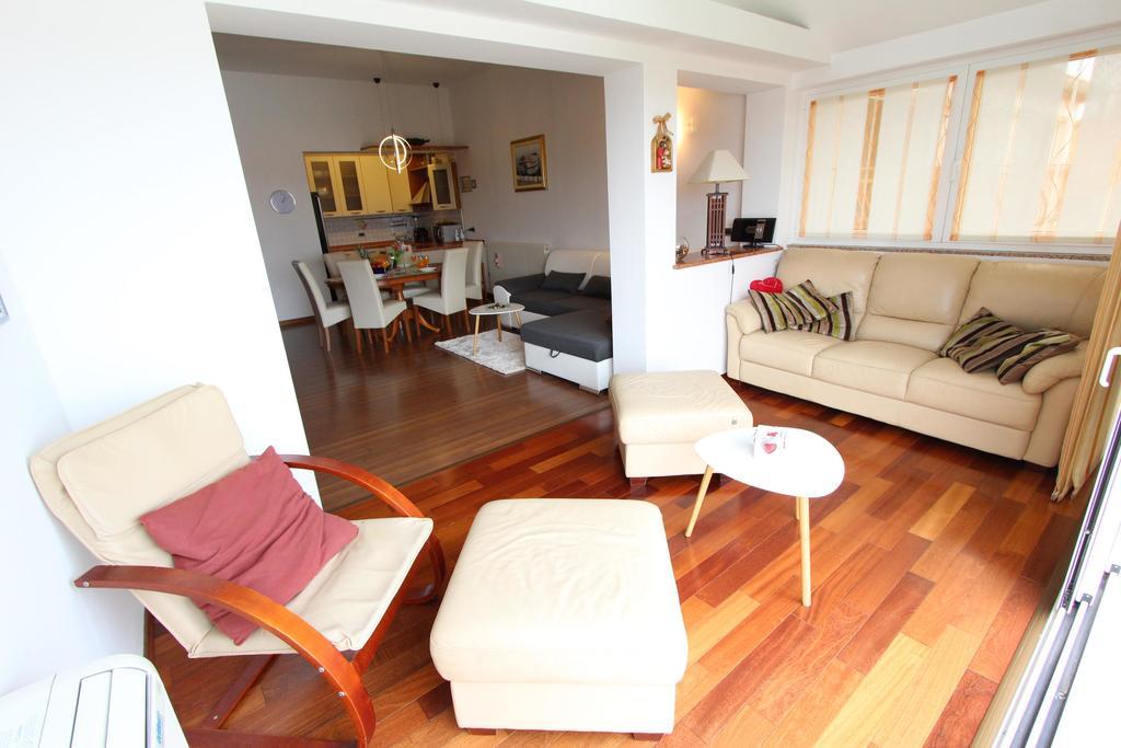 Apartments Tanja ロヴィニ 部屋 写真