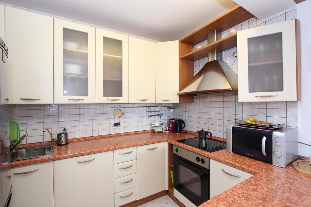 Apartments Tanja ロヴィニ エクステリア 写真